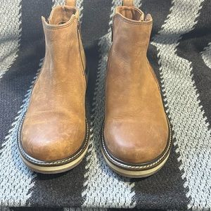 Keen -Bailey, Ankle Zip, Size 9 Excellent Condition!